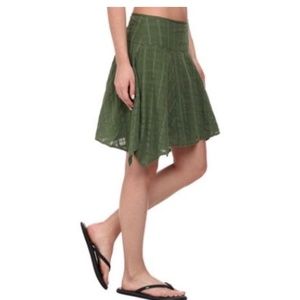 GIFTED ~ NWT PRANA Rhia ORGANIC Handkerchief Skirt ~ 12 ~ Ponderosa Green